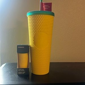 Starbucks Hawaii pineapple studded set